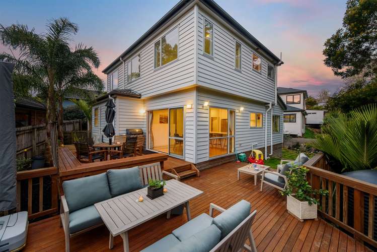 6b Cronin Place Beach Haven_1