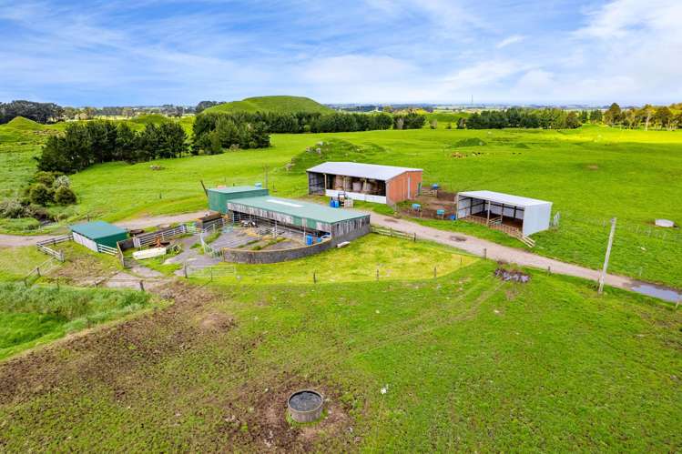 1055 Waiteika Road Opunake_14