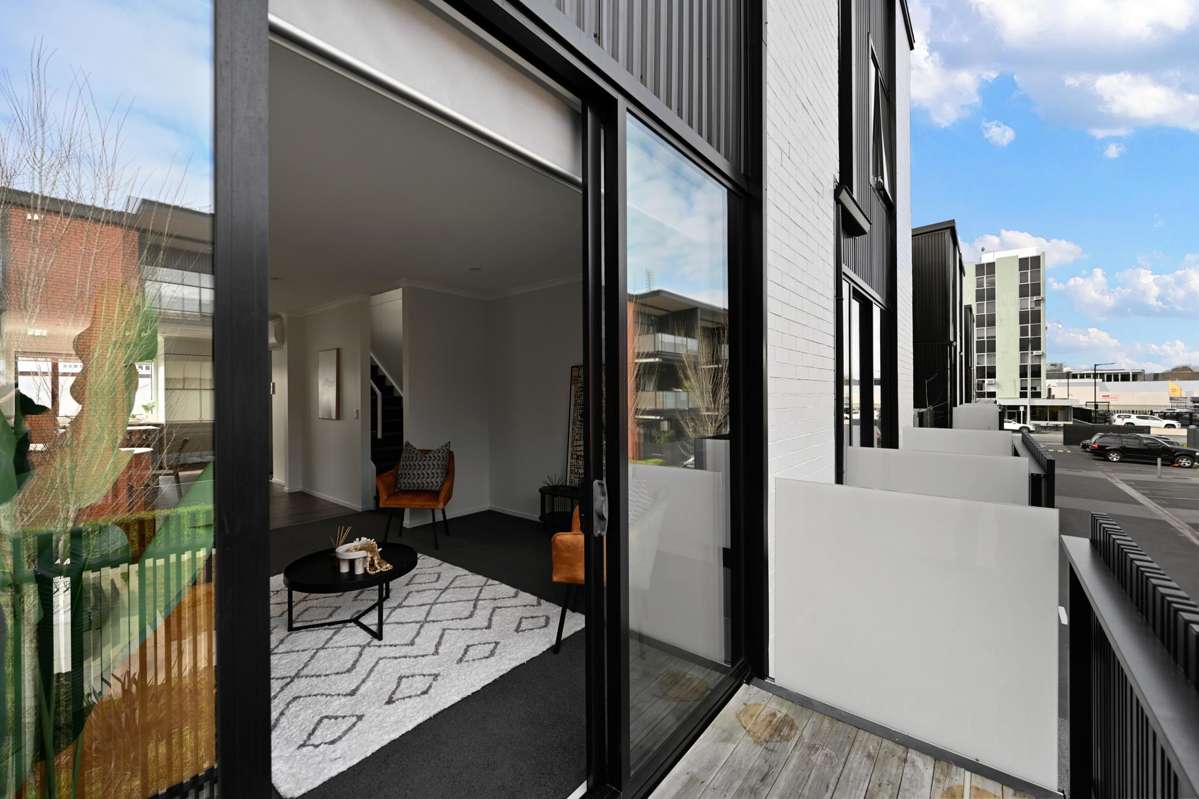 24/182 London Street_1