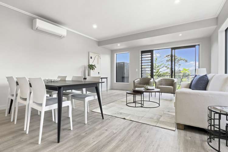 1 Brolly Lane Hobsonville_6