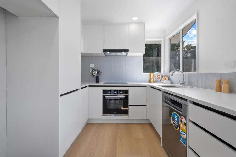 10 Tableau Place Totara Vale_7