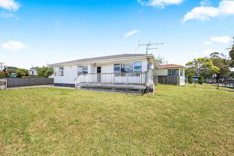 58 Thomas Road Mangere_1