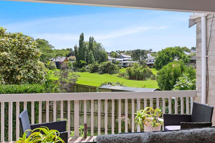 2/30 Curacao Place Half Moon Bay_15