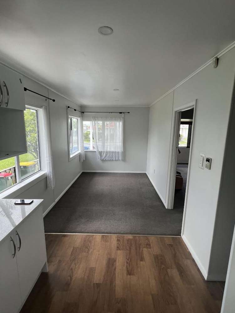 34 Mcannalley Street Manurewa_3