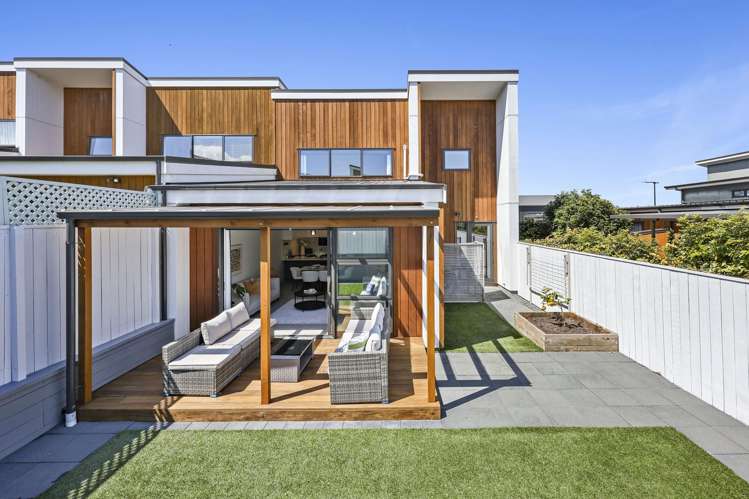 4 Quarters Lane Beachlands_36
