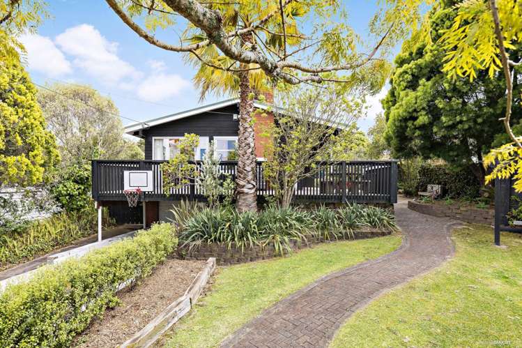 77 Willerton Avenue New Lynn_6