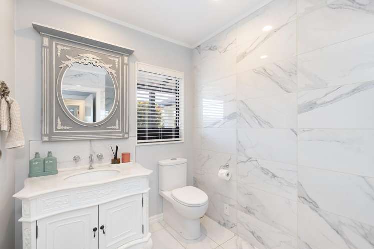32 Concordia Drive Richmond_12