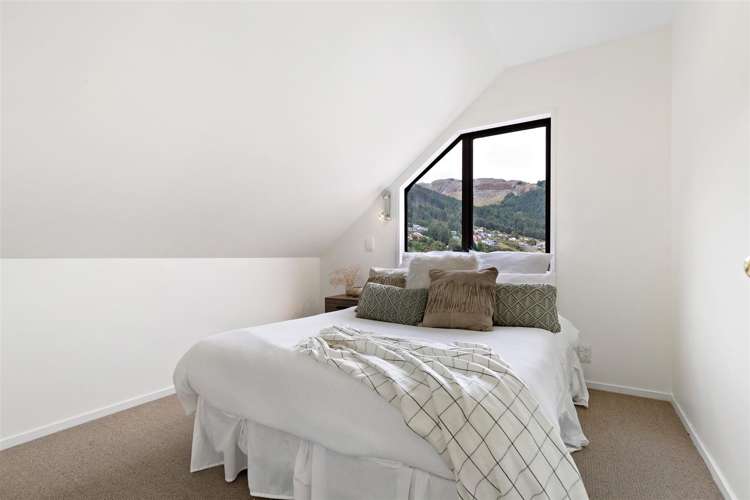 1 Pine Lane Fernhill/Sunshine Bay_9