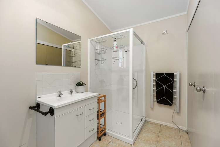 1677 Pyes Pa Road Oropi_14