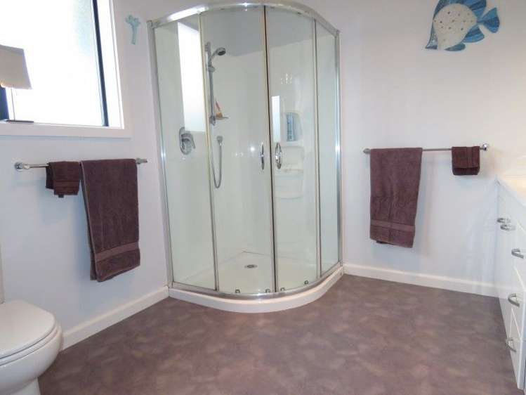 94 Allens Road Allenton_5