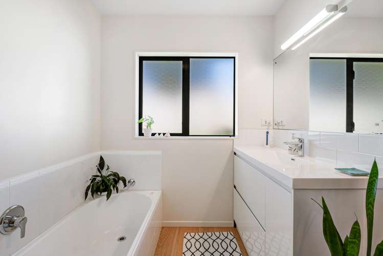 59 Motutapu Avenue Manly_12