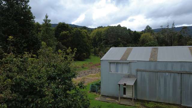 FAR NORTH - WAIMAMAKU RETREAT - 20.2342 Ha