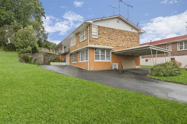 2/15 Walter Macdonald Street Howick_4