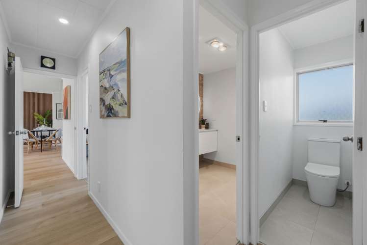 7 Damian Way Weymouth_13