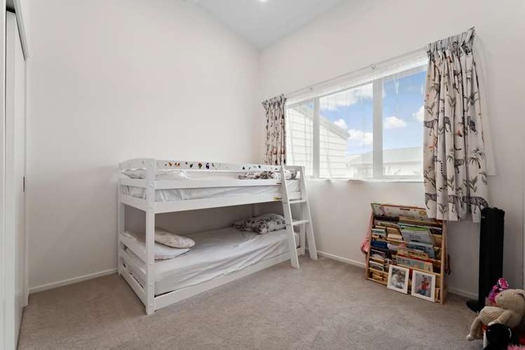 5/122 Archibald Road Kelston_7