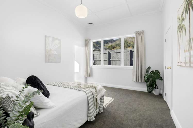 48 Kamahi Street Stokes Valley_13