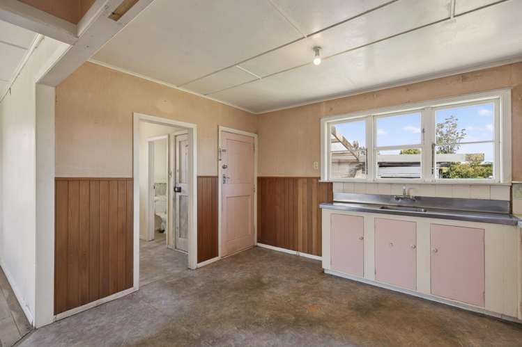 89 Cracroft Street Waitara_3