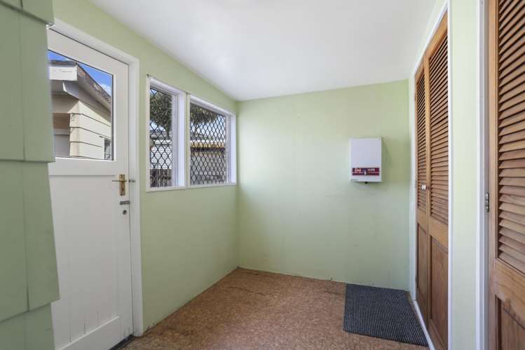 412 West Coast Road Glen Eden_11