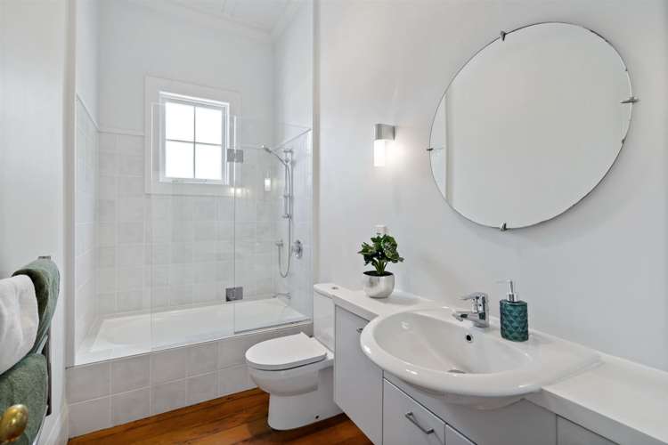 1/20 Gladstone Road Northcote_12