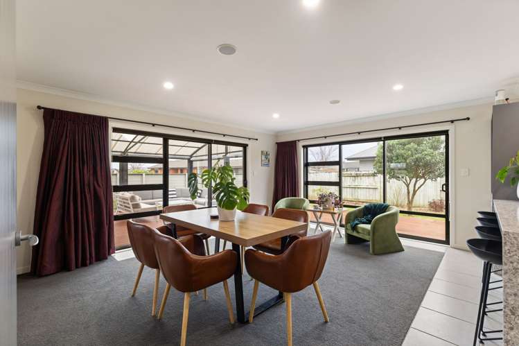 6 Trump Place Kelvin Grove_3