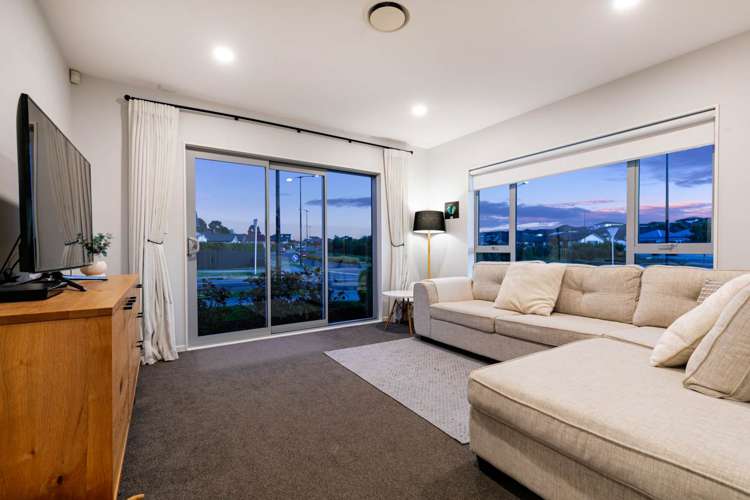 38 Pampas Drive Wainui_8