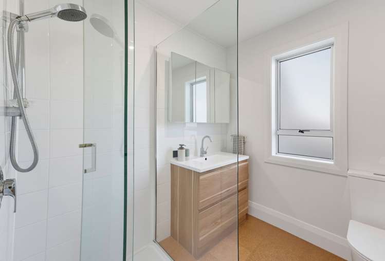 19 Catherine Street Woolston_13