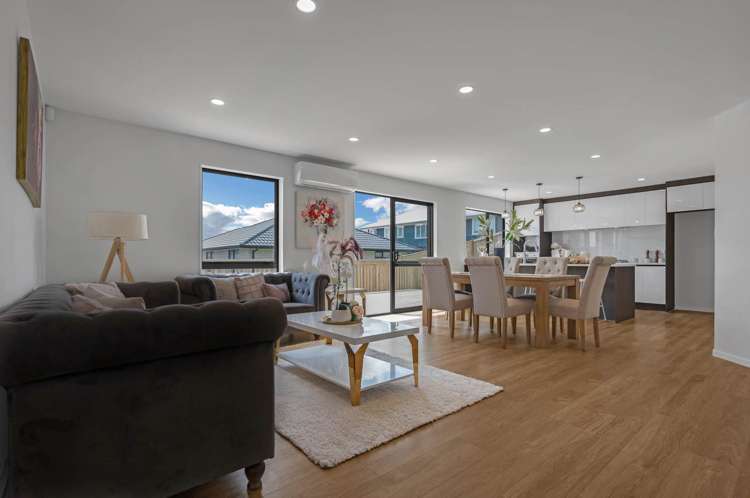 32 Leathem Crescent Pokeno_6