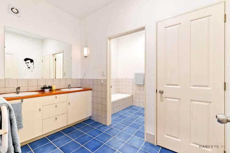 79 Warner Park Avenue Laingholm_17