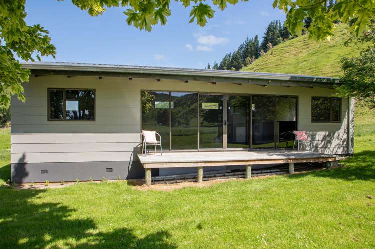 5892 Ettrick - Raes Junction Road Roxburgh_21