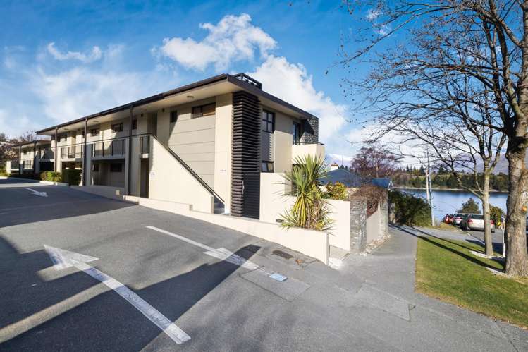 412 Garden Court, 7 Adelaide Street Queenstown_17