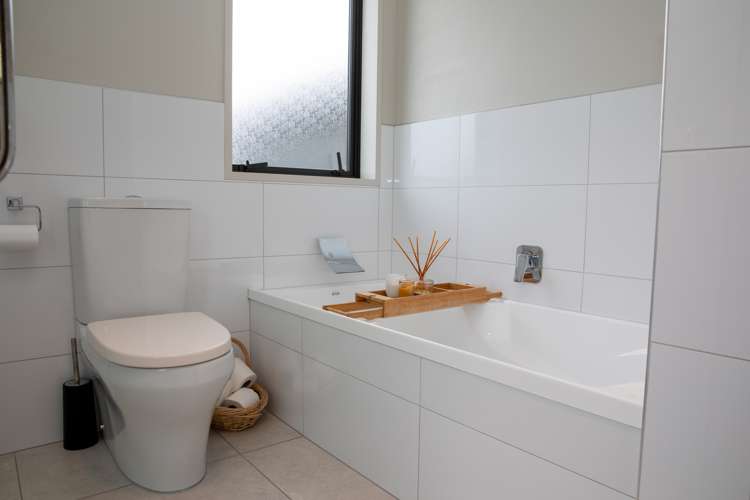 12 Tui Place Edendale_9