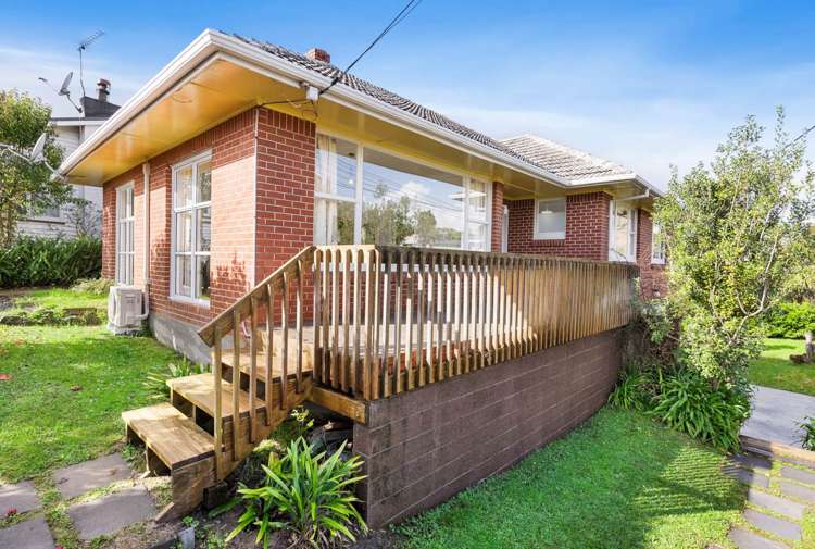 21 Kereru Street Henderson_24