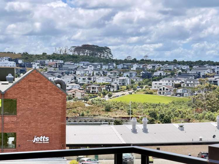 2 Kiokio Street Long Bay_24