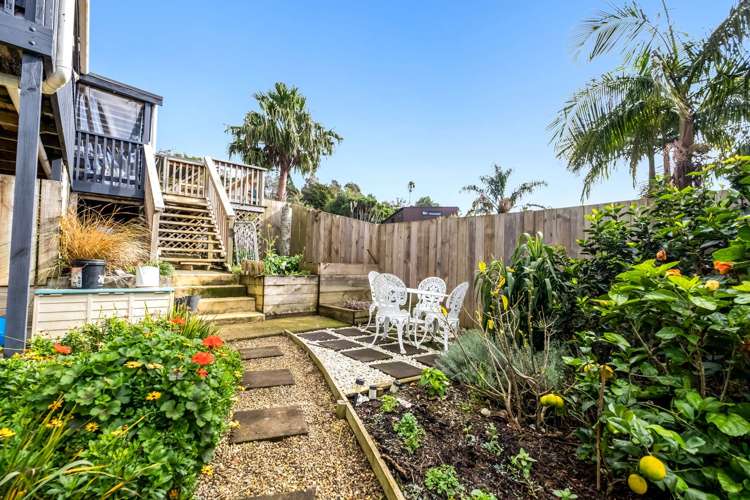 54 Powells Road Cable Bay_17