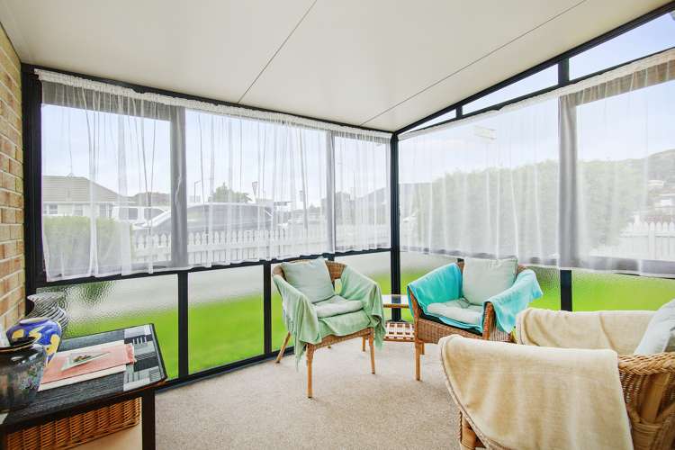 1 Elena Place Tawa_13