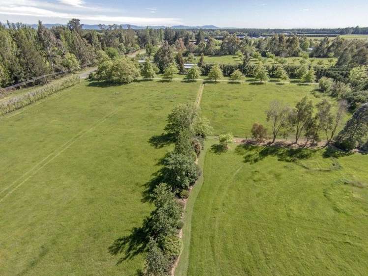 238 Halkett Road West Melton_28