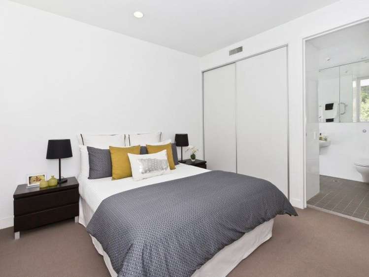 305/22 Fisher-Point Drive Auckland Central_5