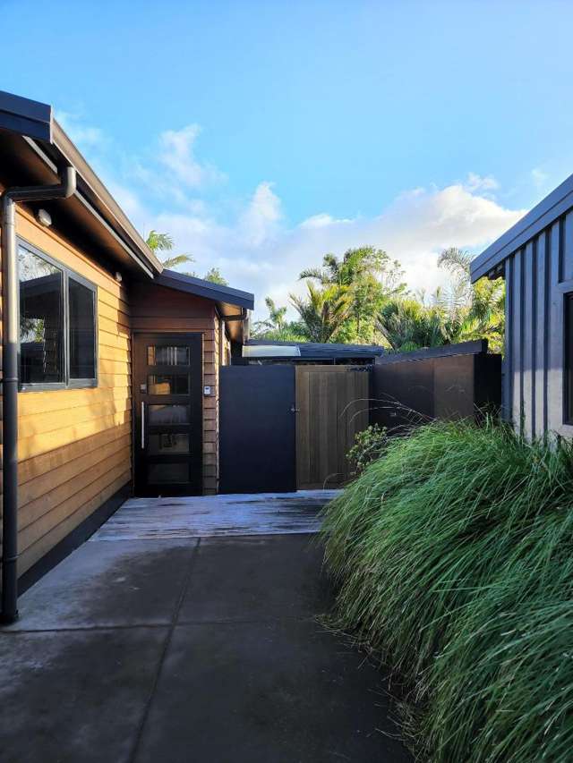 11a Mace Terrace Oakura_2