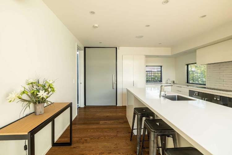 3/7 Peacock Street Christchurch Central_3