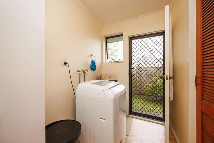 12a Signal Street Marton_18