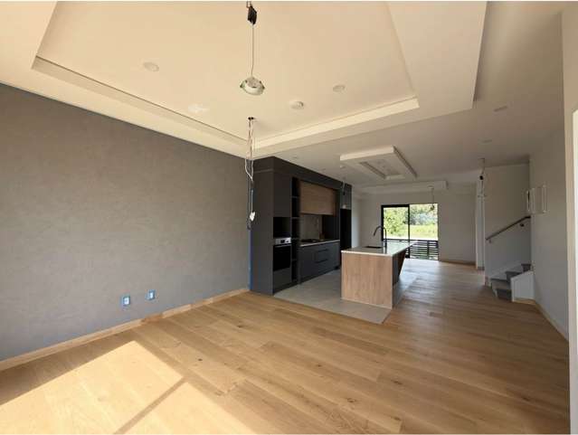 Unit 5/89 Otuwairoa Esplanade Papakura_3