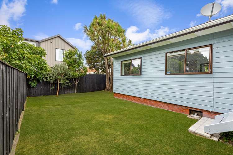 2/9 London Street Te Atatu Peninsula_19