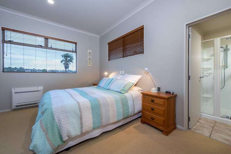 2/139 Nile Road Milford_10