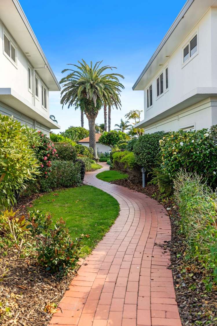 16/111 Santa Monica Drive Papamoa_21