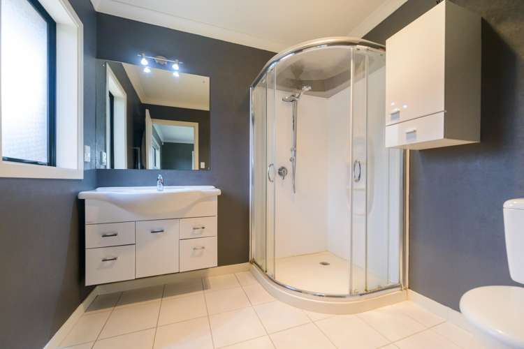 46 Peter Hall Drive Kelvin Grove_10