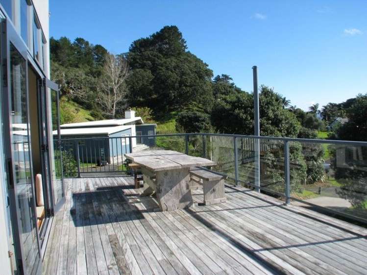 10 Logans Lane Kuaotunu_3