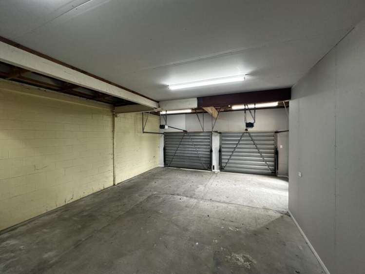 81 High Street Mosgiel_13