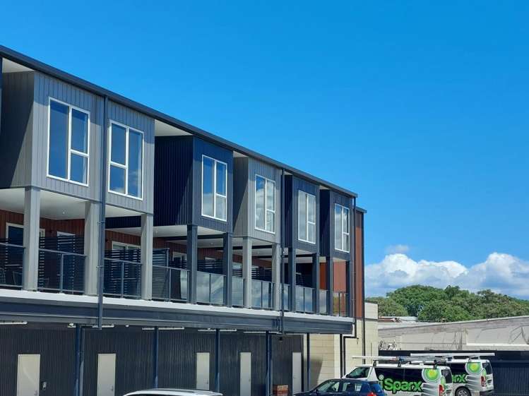 107/124 Commerce Street 1067_1