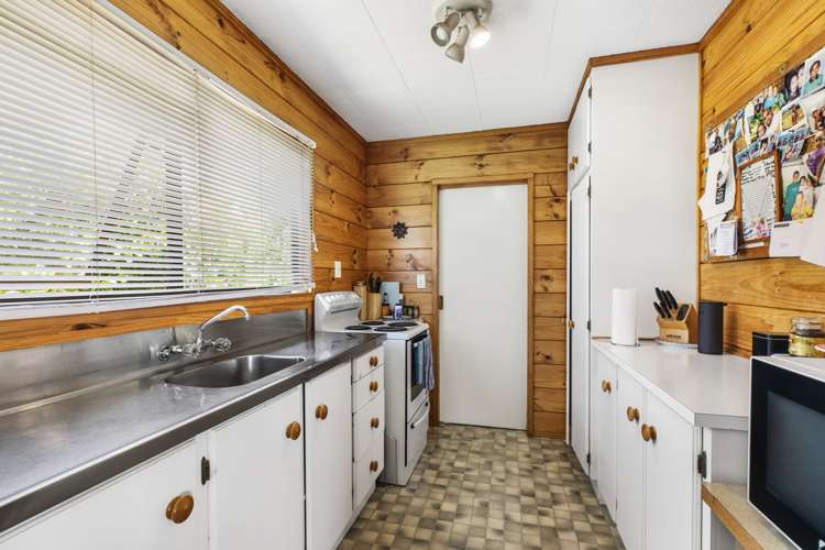 1/18 Neil Avenue Te Atatu Peninsula_3