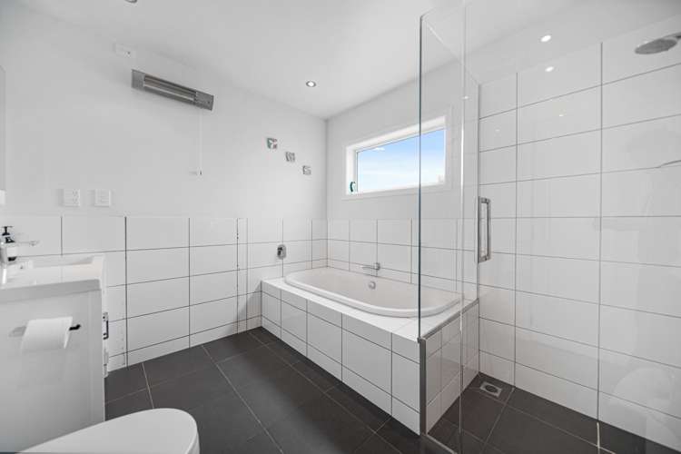 7 Hyde Road Clevedon_16